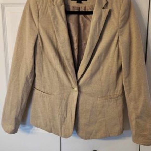 Kenneth Cole Beige 1 Button Classy Blazer - Picture 4 of 5